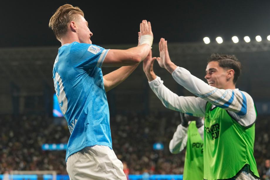 [图]意超杯-内雷斯、霍伊伦破门 那不勒斯2-0米兰